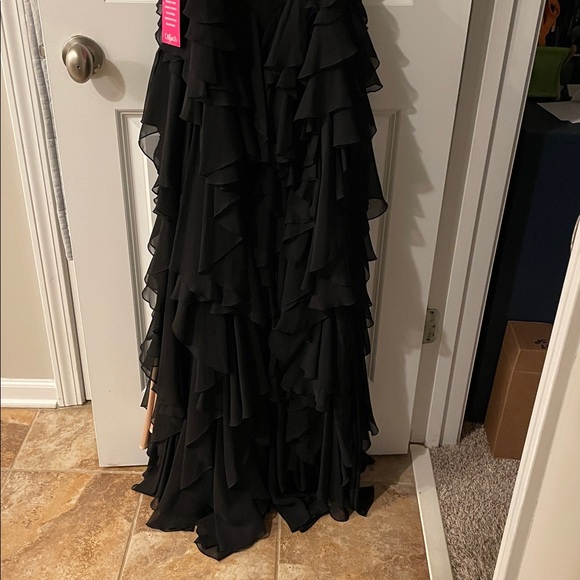 Muse by Marchesa Stunning Black Strapless Dress - Picture 10 of 10